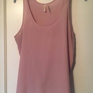 Flowy light weigh tank